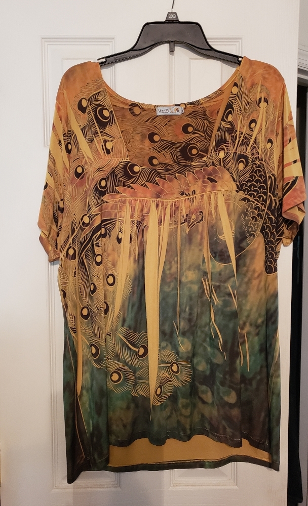 Peacock World Unity Shirt - Picture 2 of 3
